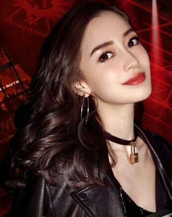  Time knows that you are my mortal lover.
时光深知你是我的致命爱人.——♡Angelababy 杨颖
无比喜欢♡关注新综机器人争霸谢谢呐