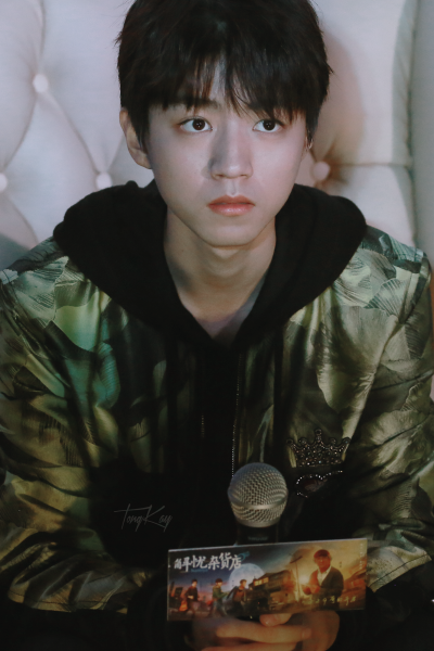 #王俊凯#+#TFBOYS王俊凯#+#TFBOYS#+cr+桐TongKay