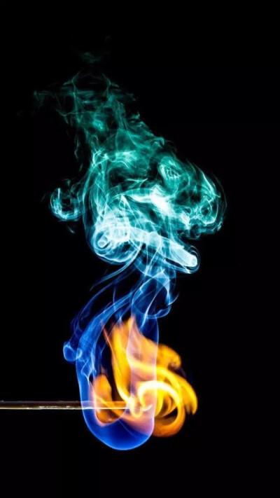 如烟
非人间景致的烟雾壁纸