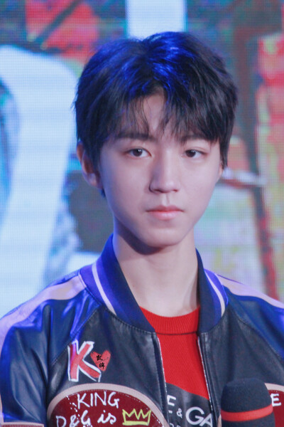 #王俊凯#+#TFBOYS王俊凯#+#TFBOYS#+cr+AccompanyKarry-王俊凯凯眸站