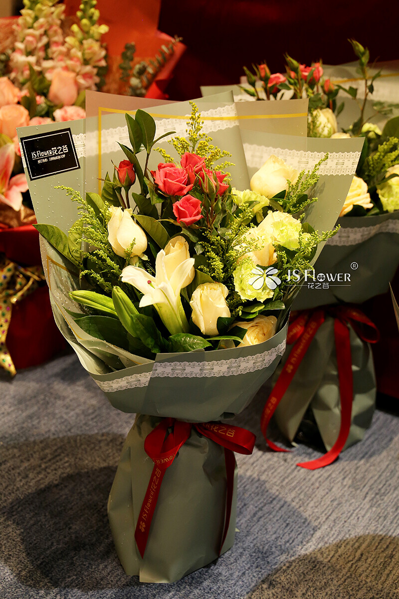 颁奖花束，年会花束、向日葵花束、活动花束