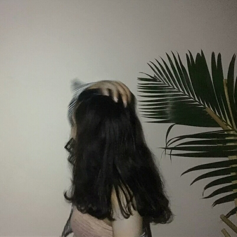 明明什么也没有做，但还是会偷偷躲开你