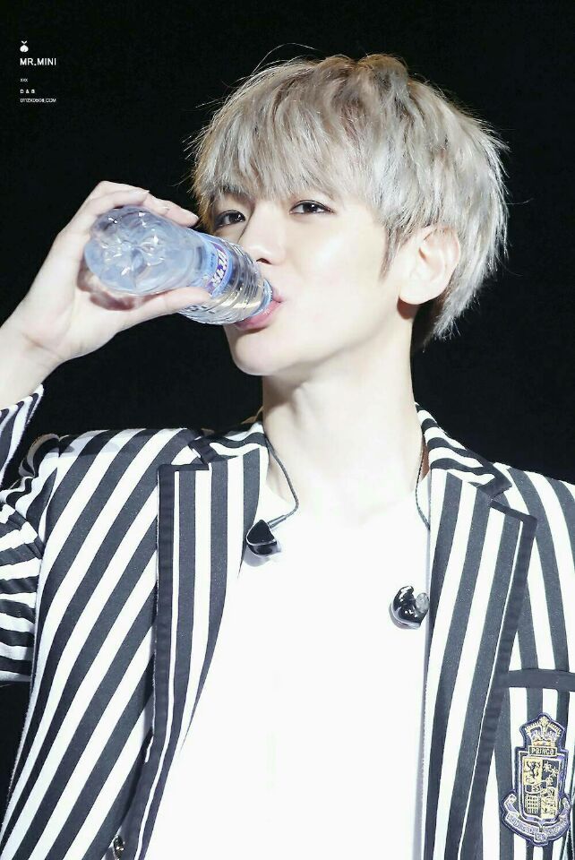 眼线担当边伯贤