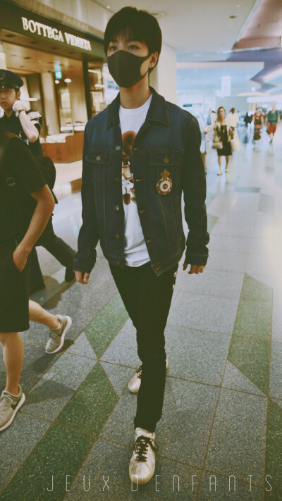 #王俊凯#+#TFBOYS王俊凯#+#TFBOYS#+cr:情趁年少KarRoy