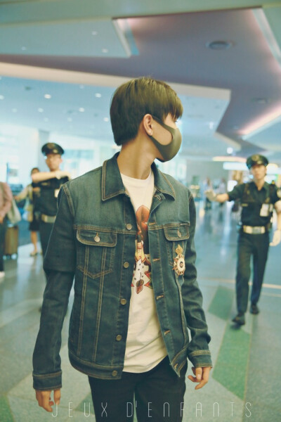 #王俊凯#+#TFBOYS王俊凯#+#TFBOYS#+cr:情趁年少KarRoy