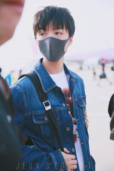 #王俊凯#+#TFBOYS王俊凯#+#TFBOYS#+cr:情趁年少KarRoy