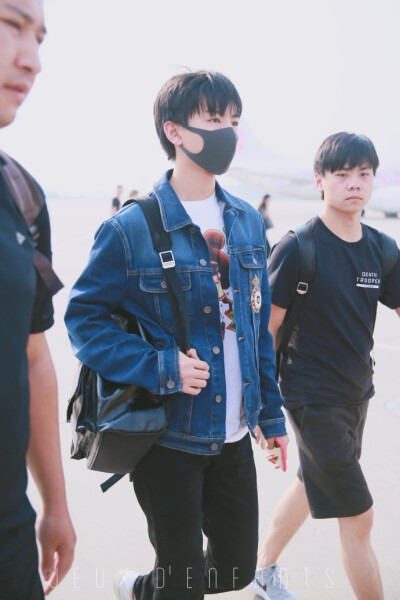 #王俊凯#+#TFBOYS王俊凯#+#TFBOYS#+cr:情趁年少KarRoy