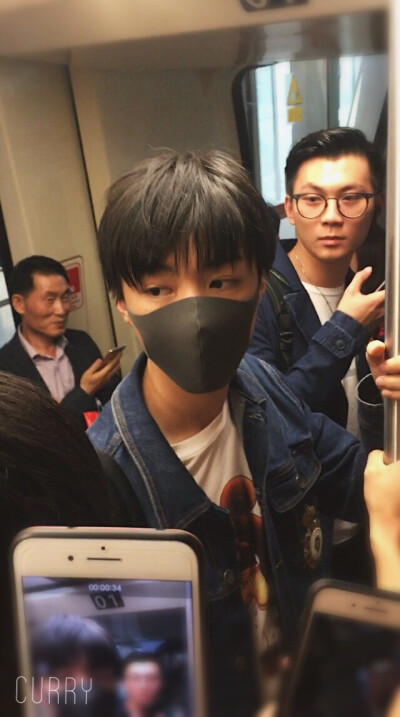 #王俊凯#+#TFBOYS王俊凯#+#TFBOYS#+cr:伤心咖喱饭
