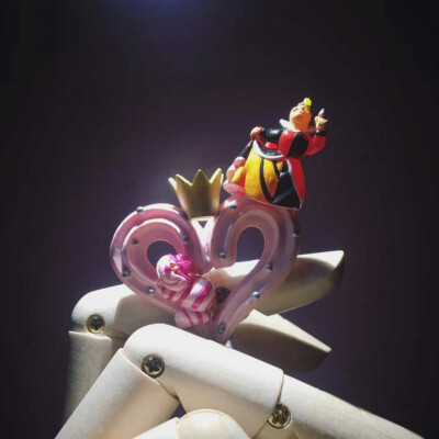 日本 迪士尼 爱丽丝食玩