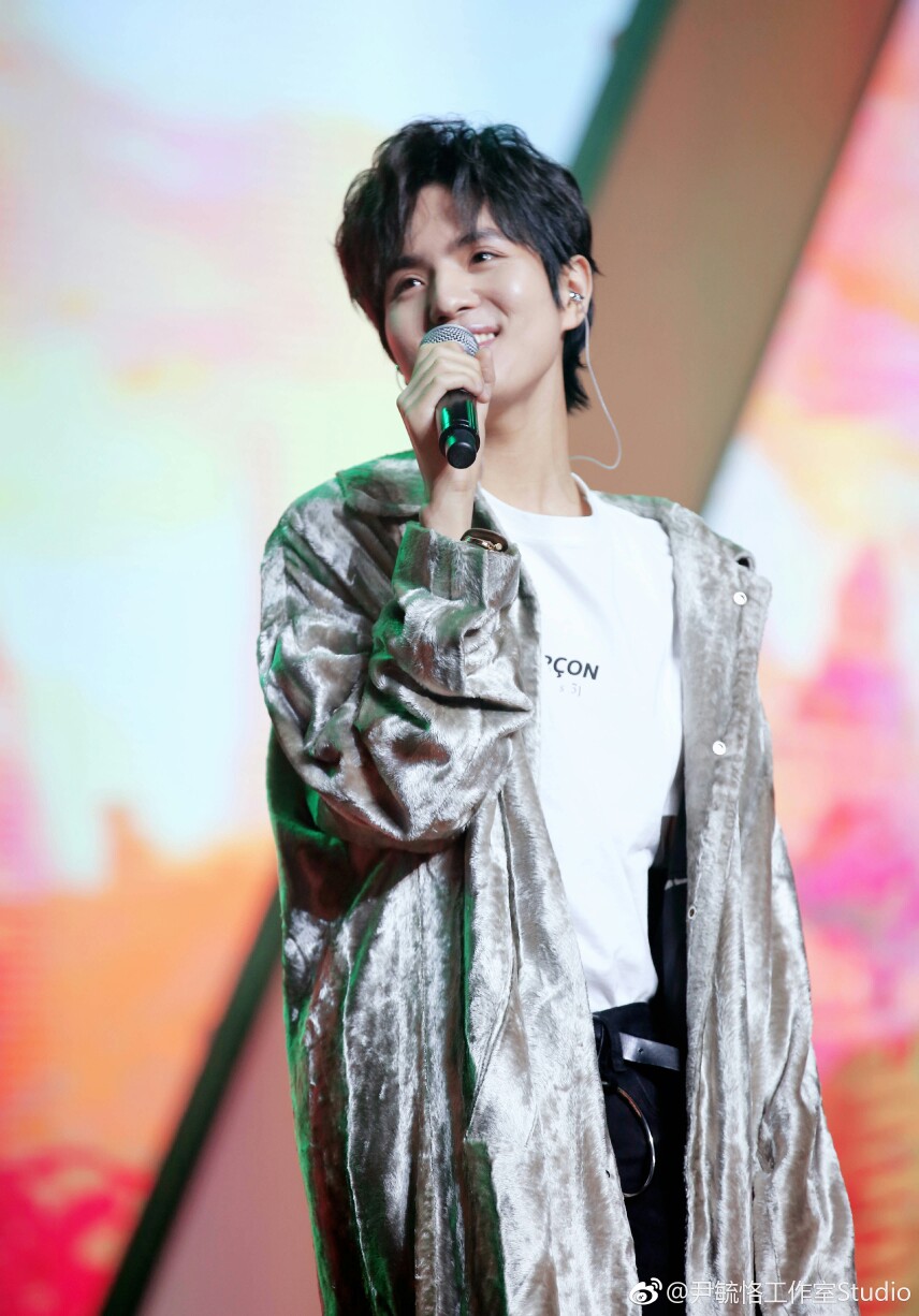 尹毓恪cr微博别拿