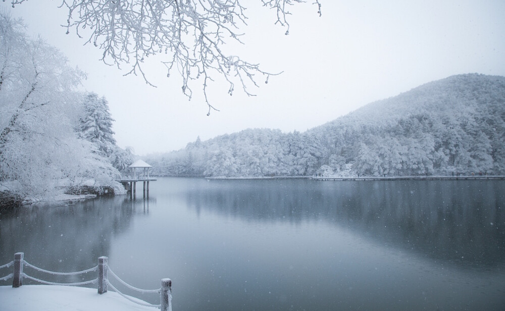 庐山清雪流风