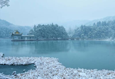 庐山清雪流风