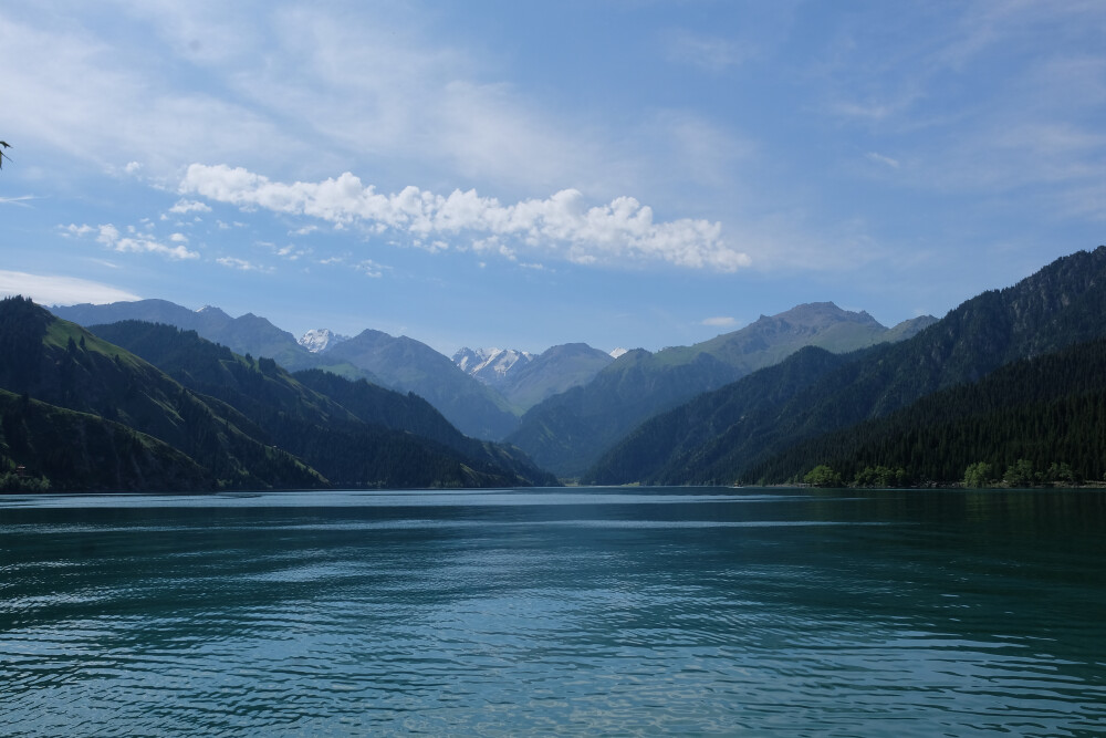 新疆天山