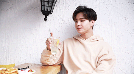  #周彦辰# 我名字是 TNL-婼li
男生头像 女生头像 帅哥 美女 伤感句子虐心句子，恋爱句子 励志的句子 失恋句子 唯美句子，唯美图片，美图 好听的句子 明星 帅气的 时尚的 小清新的 美腻的电影截图 自制电影截图 电视截图（截屏）EXO高清图片 BTS高清图片 爱笑的男生 高清图片 悲伤的 伤感的 高兴的 幸福的 思念的 分手 喝酒 搞笑段子 备忘录◈蹩脚的情话◈