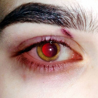 Print+your+color+on+the+lips
