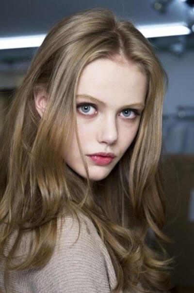 弗丽达·古斯塔夫松 (Frida Gustavsson)