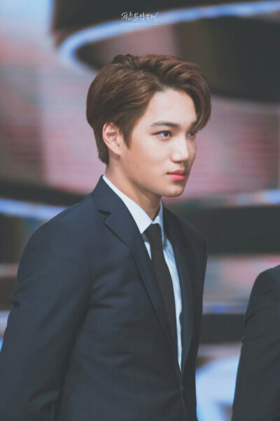 这组图调色特别好看(一波旧图)
cr:bluespring _xo
kai