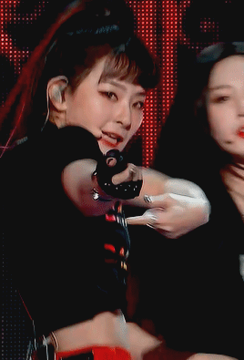 “tumblr”【姜涩琪/RedVelvet】抱图点赞喜欢收藏。
