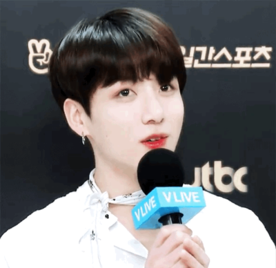 田柾国/田小国JUNGKOOK
cr.姜以安 自截图调色
拿图点赞收藏会不定时更图的谢谢