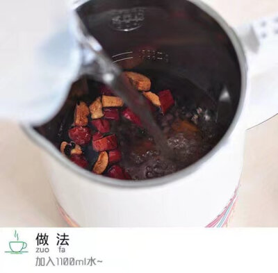 每天喝一杯
补气强筋还祛湿
板栗薏米粥