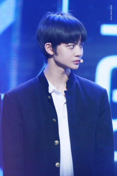 裴珍映走钻石路吧❤