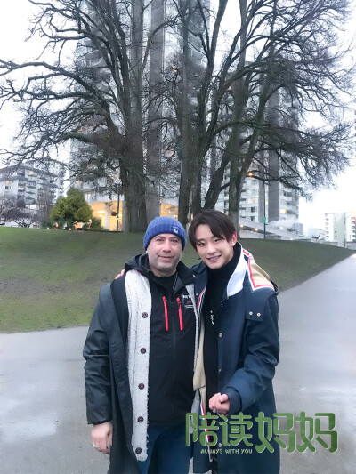 王文轩《陪读妈妈》