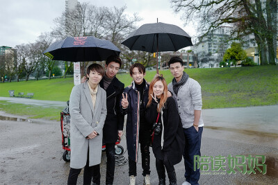 王文轩《陪读妈妈》