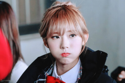 李露朵 Luda