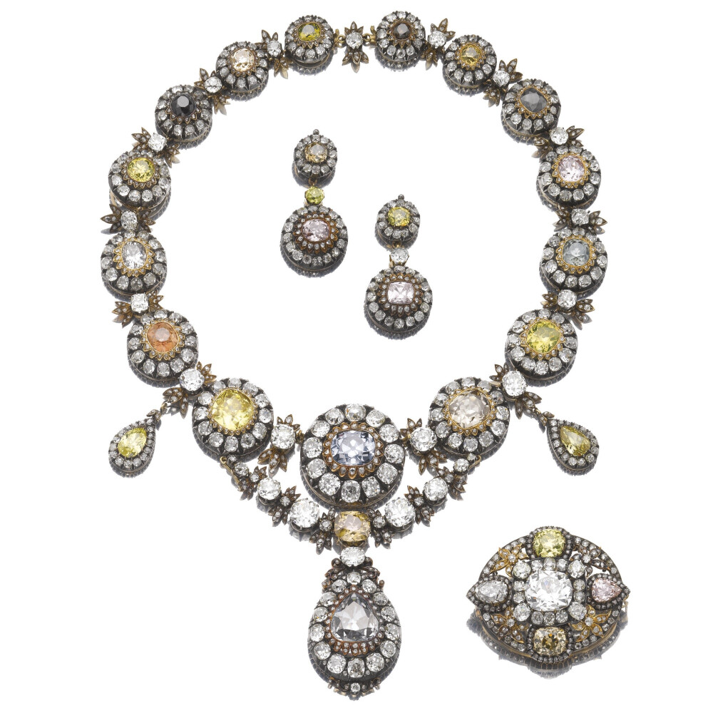 Impressive diamond parure, late 19th century