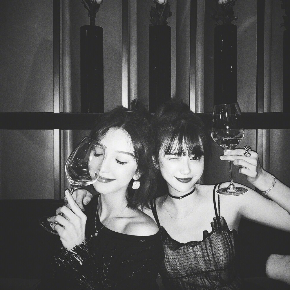 南泺：如果你实在饿了打电话给我我吃点零食嚼给你听