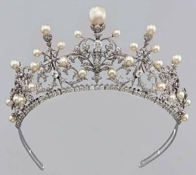 Pearl & Diamond Tiara