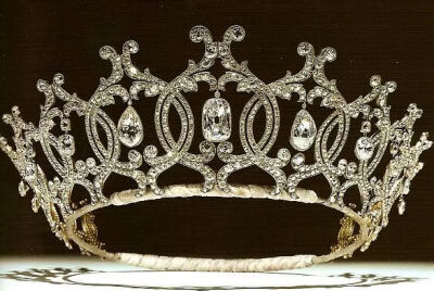 Portland diamond tiara