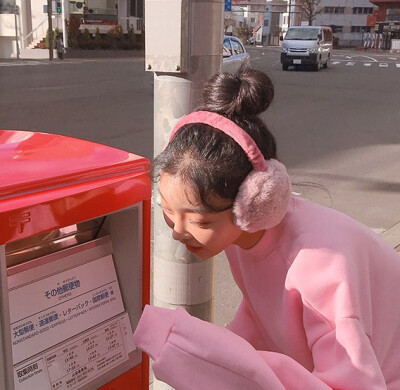 韩国Chuu一款毛绒绒的呵护你耳朵的耳帽耳罩女