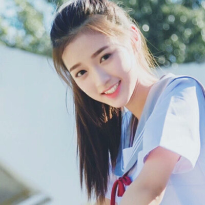 女生制服