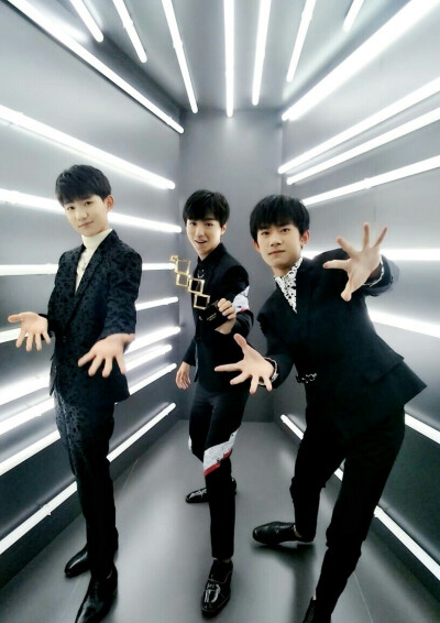 tfboys 王俊凯 王源 易烊千玺