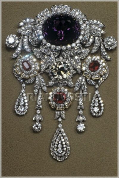 Brooch of Diamond Fund of Russia. Platinum and Gold. Diamonds - 480 pc. (36.01 carats). Rubies - 3 pcs. (4.57 ct.). Amethyst - 1pc. (8.38 ct.) Dimensions 11,0 x 8,0 cm. Moscow, Russia.