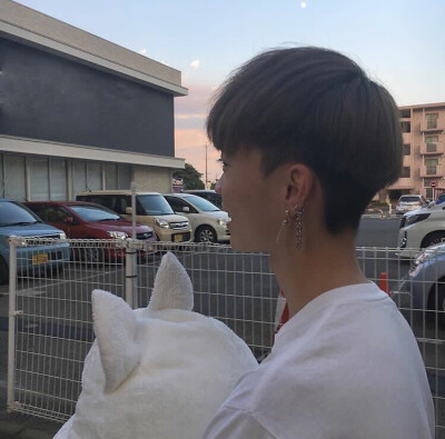  你先快乐 我的事以后再说 ​​​