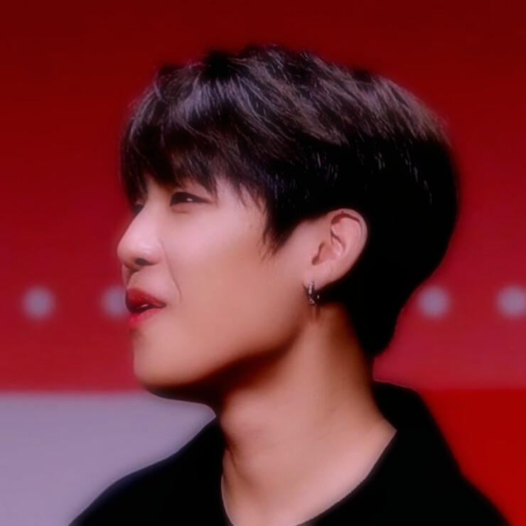 男爱豆头像wannaone朴佑镇自修