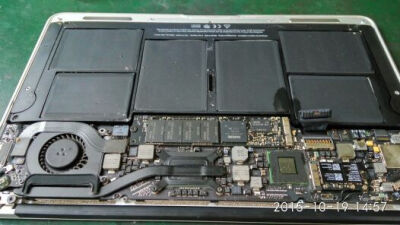 MacBook Air Pro iMac 主板进水不开机短路维修配件更换