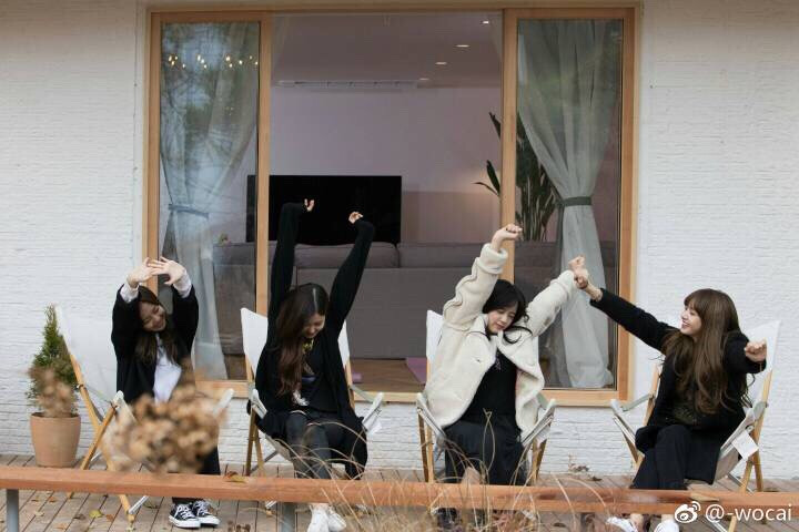 BLACKPINK HOUSE