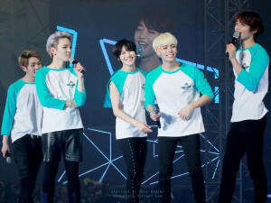 SHINee。