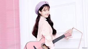 IU 李知恩