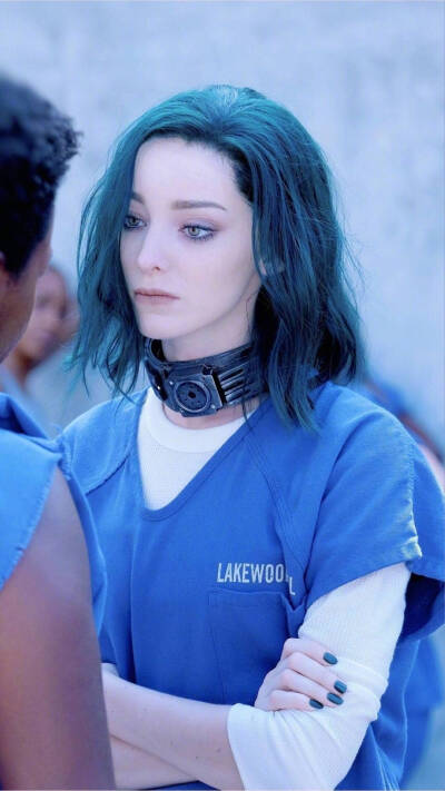 Emma dumont(艾玛·杜蒙特)
饰演Lorna dane(洛娜·丹恩)
代号:Polaris(北极星)