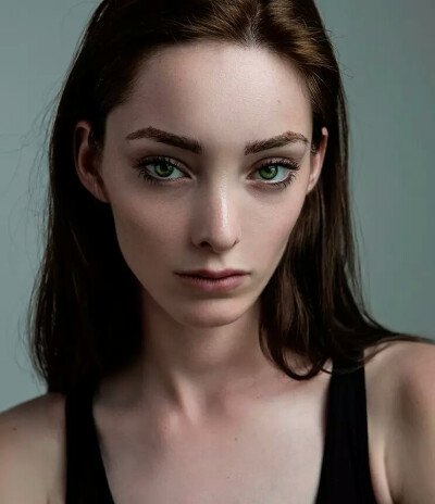 Emma dumont(艾玛·杜蒙特)