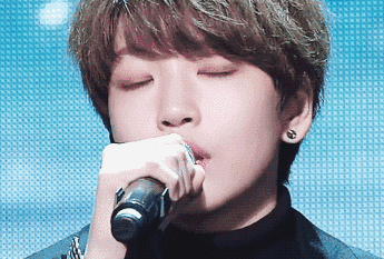 #The Unit##IM#金起中
郎艳独绝，世无其二。——郭茂倩《白石郎曲》