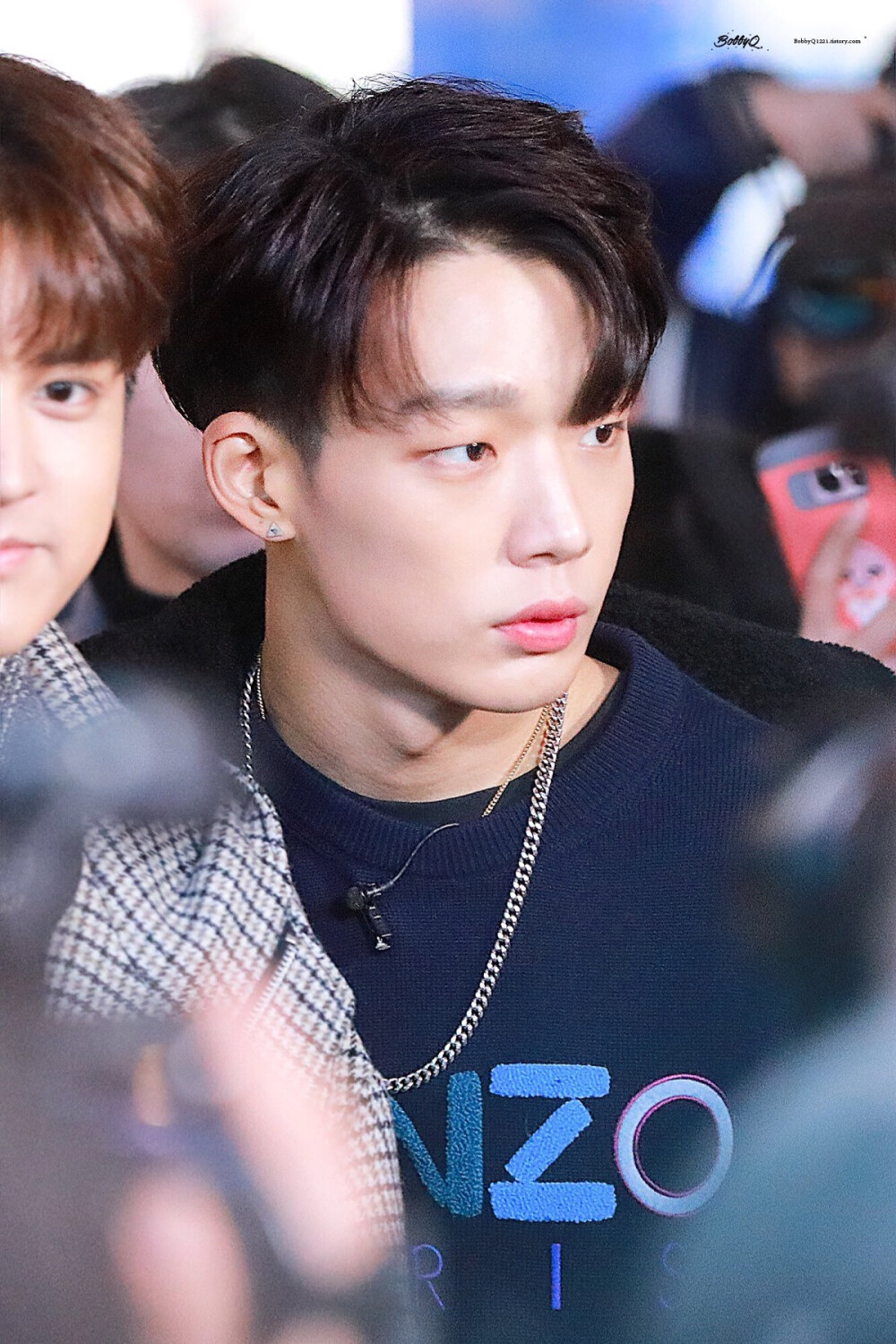 iKON. Bobby 김지원 cr. BobbyQ1221