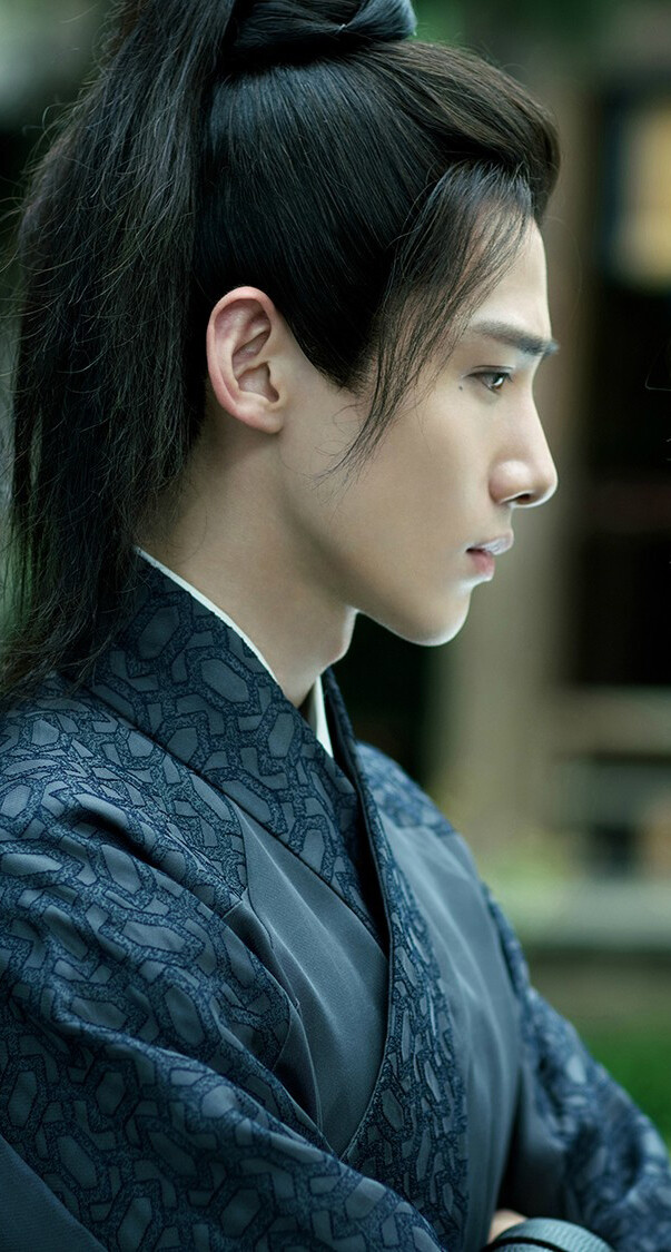 白敬亭凰权弈天下