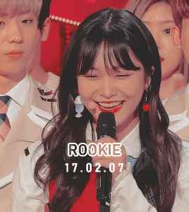 GIF:金艺琳yeri。抱图看简介。