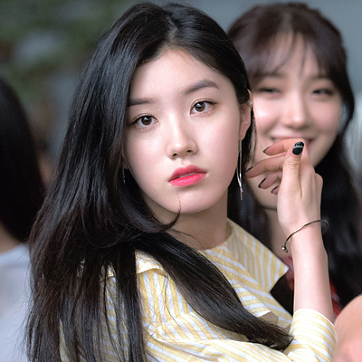 朴诗妍 Xiyeon pristin 爱豆头像♡