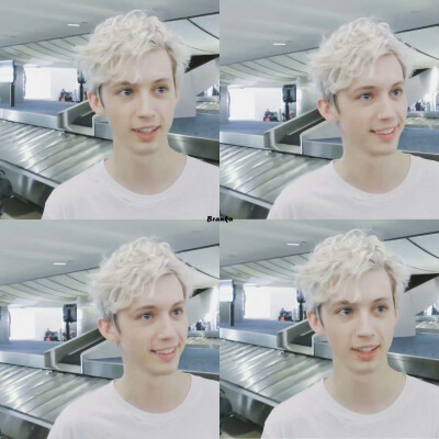 Troye Sivan 戳爷♡